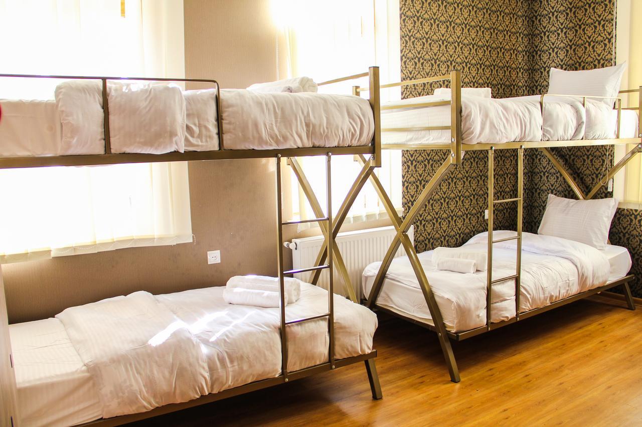 Mr Alex Hostel Tbilisi Exterior photo